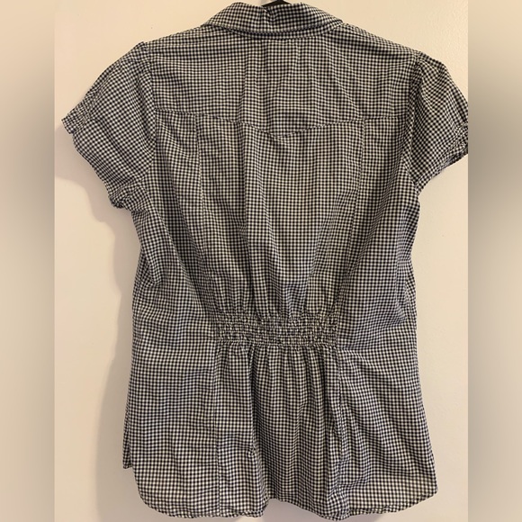 Levi’s Gingham Button Up - Picture 3 of 5